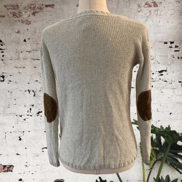 Alya gray round neck sweater with brown elbow patches. Size S‎ - Picture 3 of 11